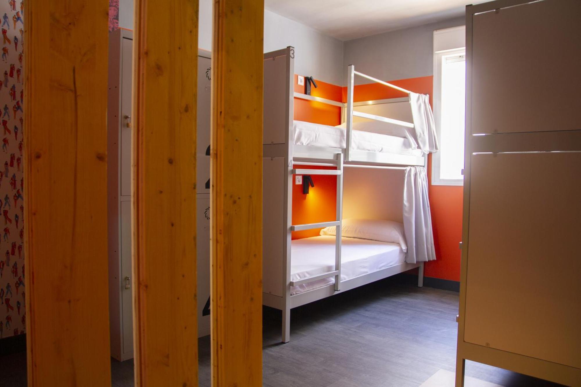 Room00 Valencia Hostel Екстериор снимка